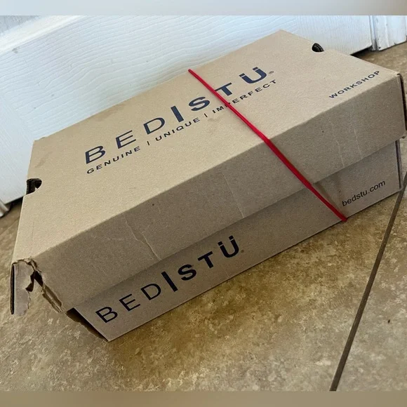 BedStu women’s Holly Sneakers In Tan Rustic leather Sz 9 new In Box - Picture 9 of 9